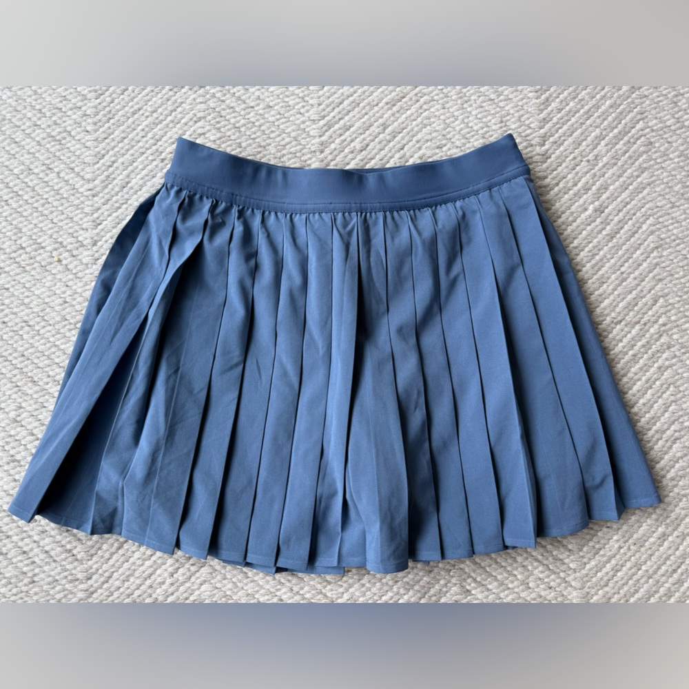 Lululemon High-Rise Pleated Tennis Skort Oasis Blue sz 4 - Picture 3 of 6